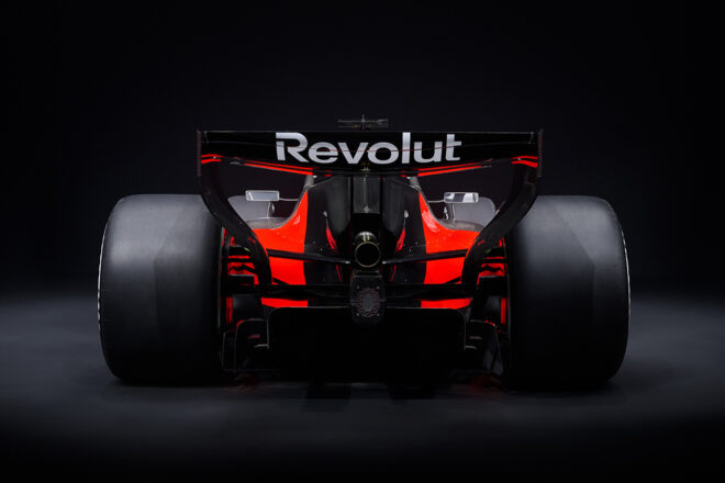 �A�E�f�B��2026�N�^F1�}�V���wR26�x�̃J���[�����O�i�����j