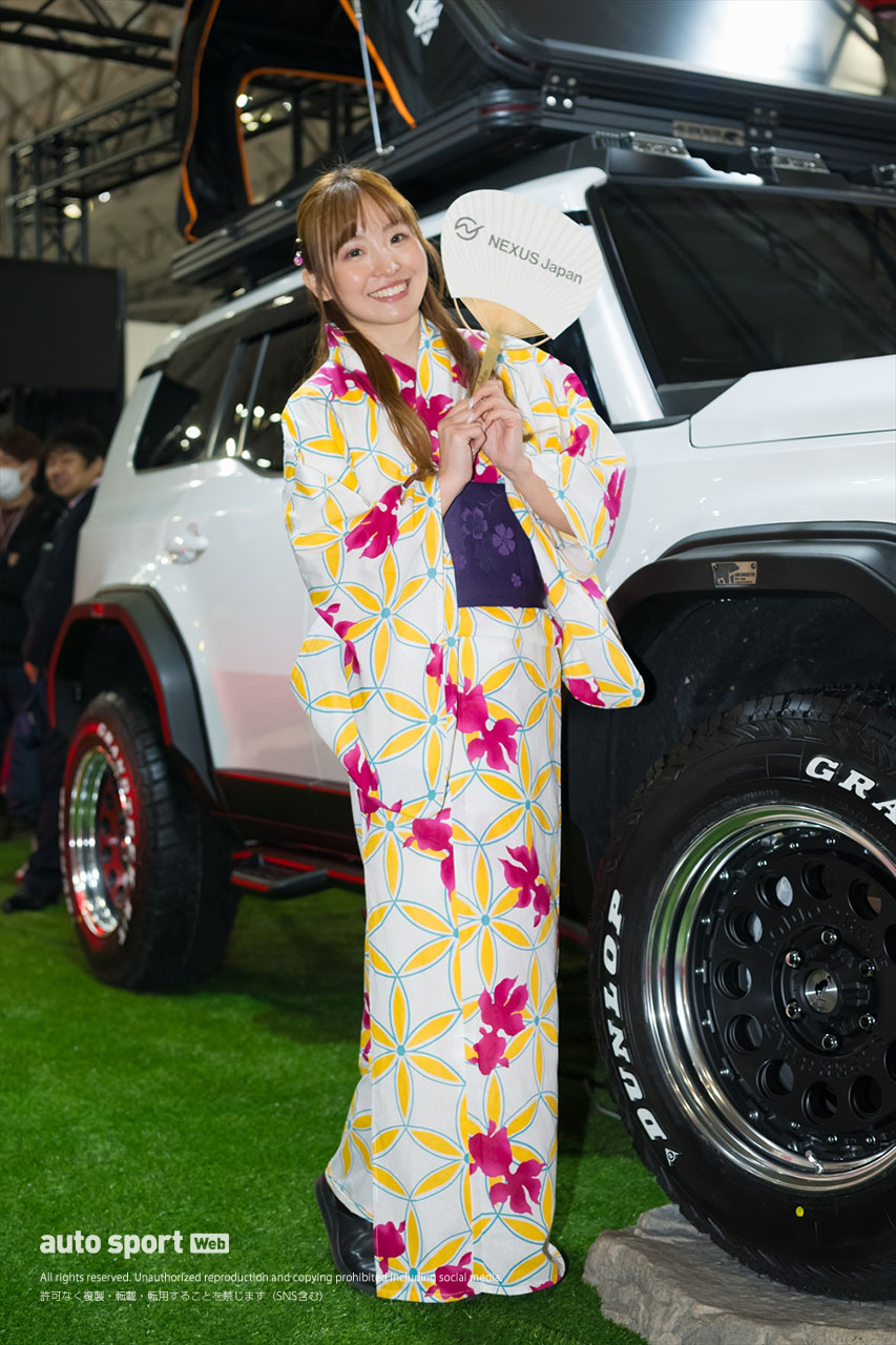 東京オートサロン2026ギャラリー 日向のん／NEXUSJapan・BlackBear