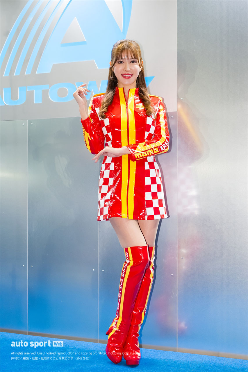 東京オートサロン2026ギャラリー 夏実晴香／オートウェイ