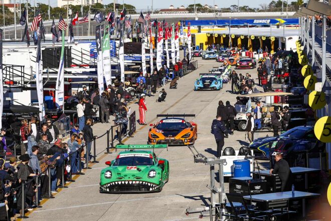 ポルシェ911 GT3 R