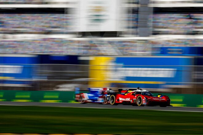 キャデラックVシリーズ.R