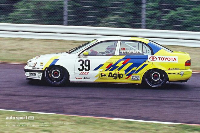 『トヨタ・コロナ（JTCC）』最多勝者となるル・マン絶対王者が見せた劇的初代王座争い【忘れがたき銘車たち】