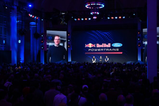 ホジキンソン「ホモロゲーションいらない」レッドブルがPU開発自由化を熱望