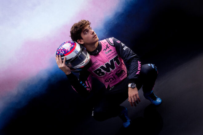 2026年仕様のレーシングスーツを着用するフランコ・コラピント（アルピーヌ）