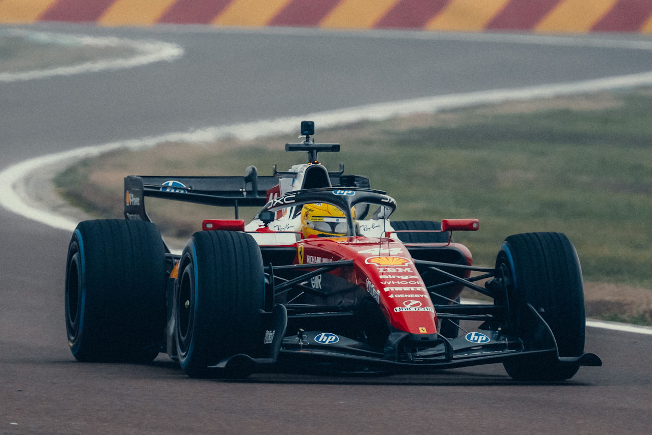 ルイス・ハミルトン（フェラーリSF-26）