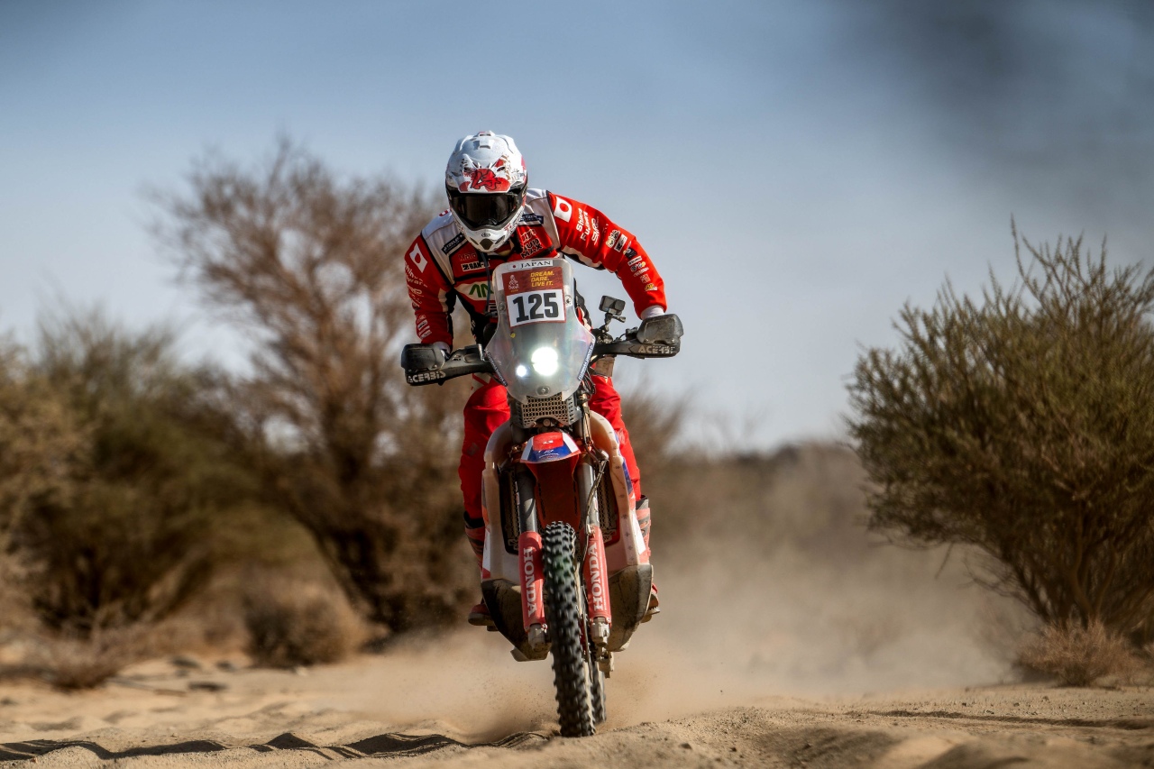 満身創痍で走り抜いた夢のダカール。藤原慎也が初挑戦で見事完走「何度もヘルメットの中で泣いた」と応援に感謝