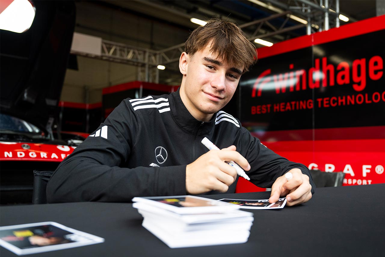 17歳でDTMに挑戦したメルセデスAMGジュニアドライバーのトム・カレンダーが語る1年目のDTMとスーパー耐久体験