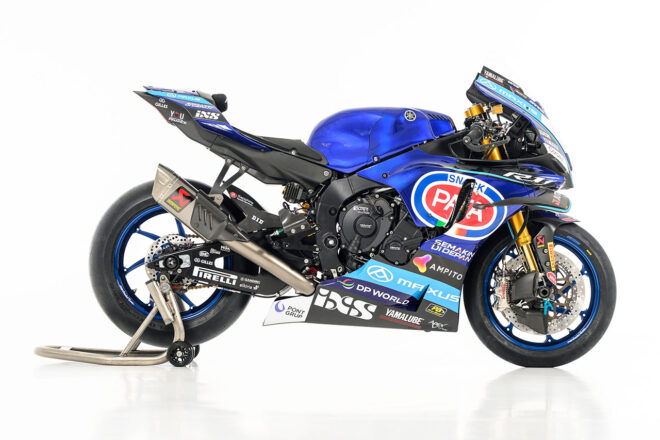 SBK：ヤマハが2026年シーズンの体制を発表。2チーム4台のYZF-R1のカラーリングを披露