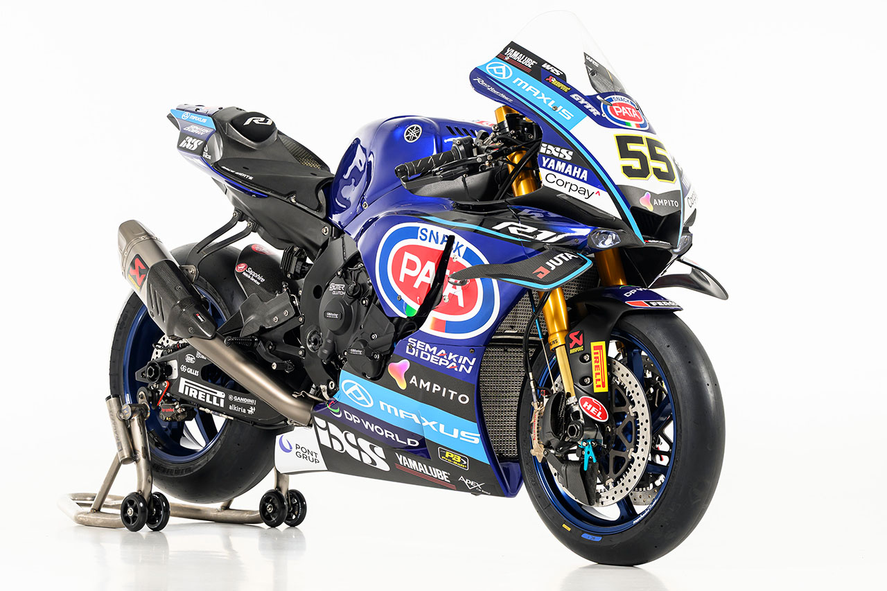 SBK：ヤマハが2026年シーズンの体制を発表。2チーム4台のYZF-R1のカラーリングを披露