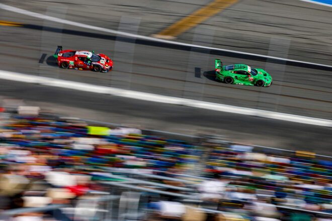 ポルシェ911 GT3 R