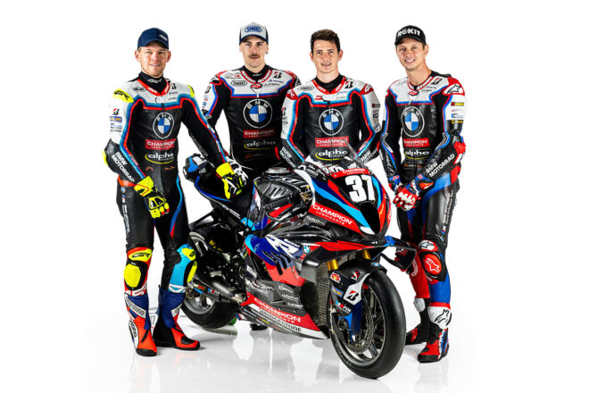 SBK：BMWが2026年仕様のM1000RRを披露。元MotoGPのオリベイラとペトルッチのコンビに一新