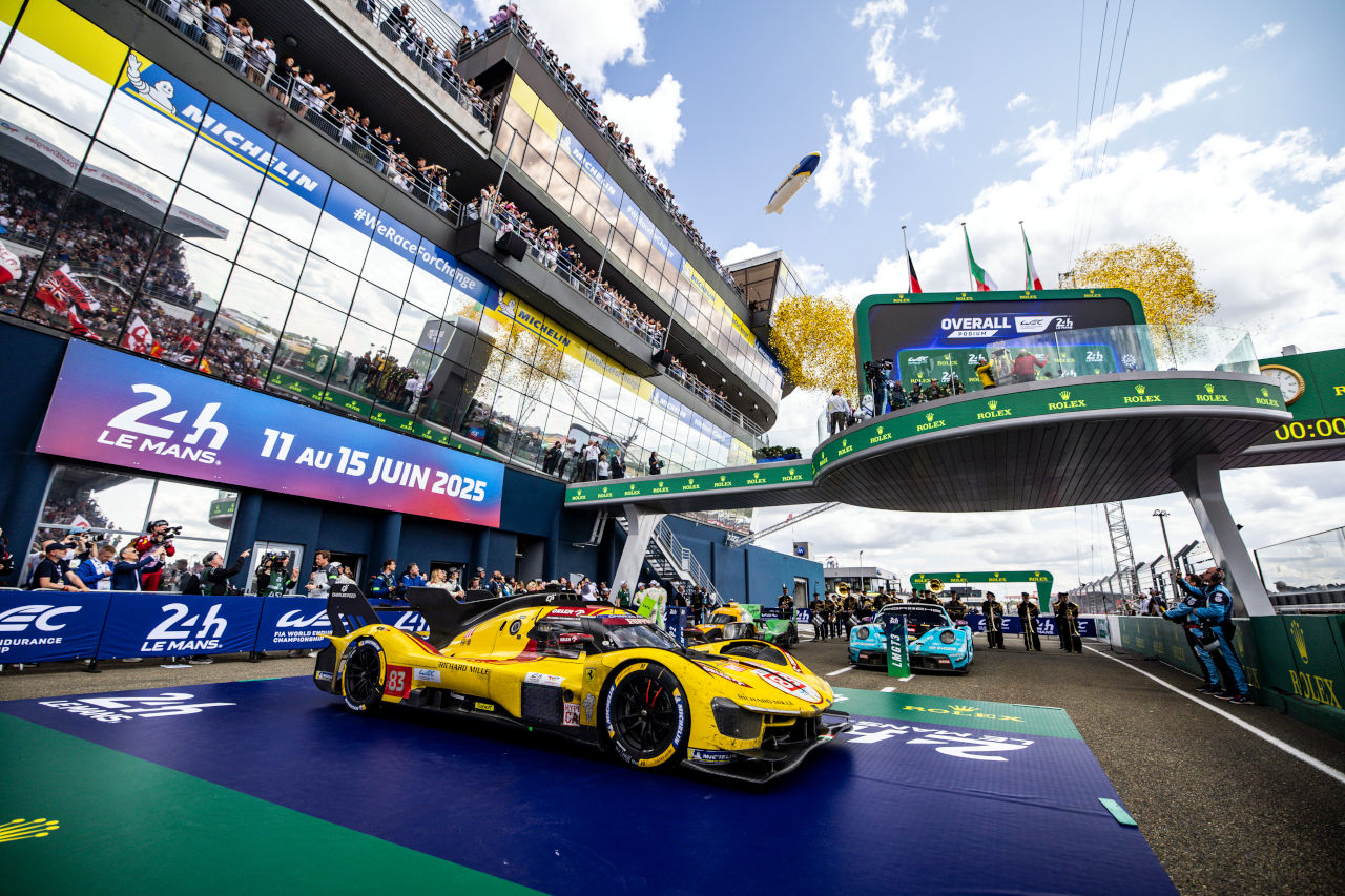 ロバート・クビサ、3年連続で83号車フェラーリ499Pをドライブ。現ル・マン王者トリオの継続決定