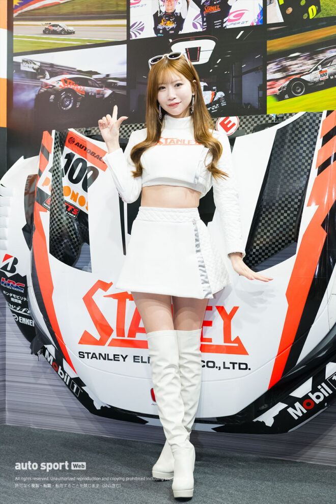 東京オートサロン2026ギャラリー 日南まみ／スタンレー電気