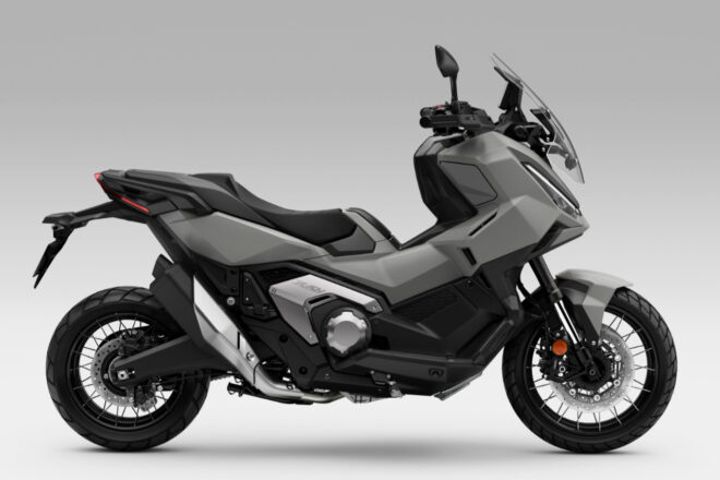 ホンダ、大型クロスオーバー『X-ADV』のカラーリングを一新。3月5日に発売