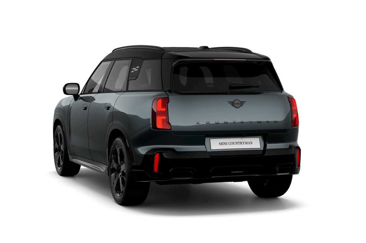 ミニ、人気SUV『カントリーマン』にダークな装いの“Shadow Edition”を設定。JCWトリムも装備