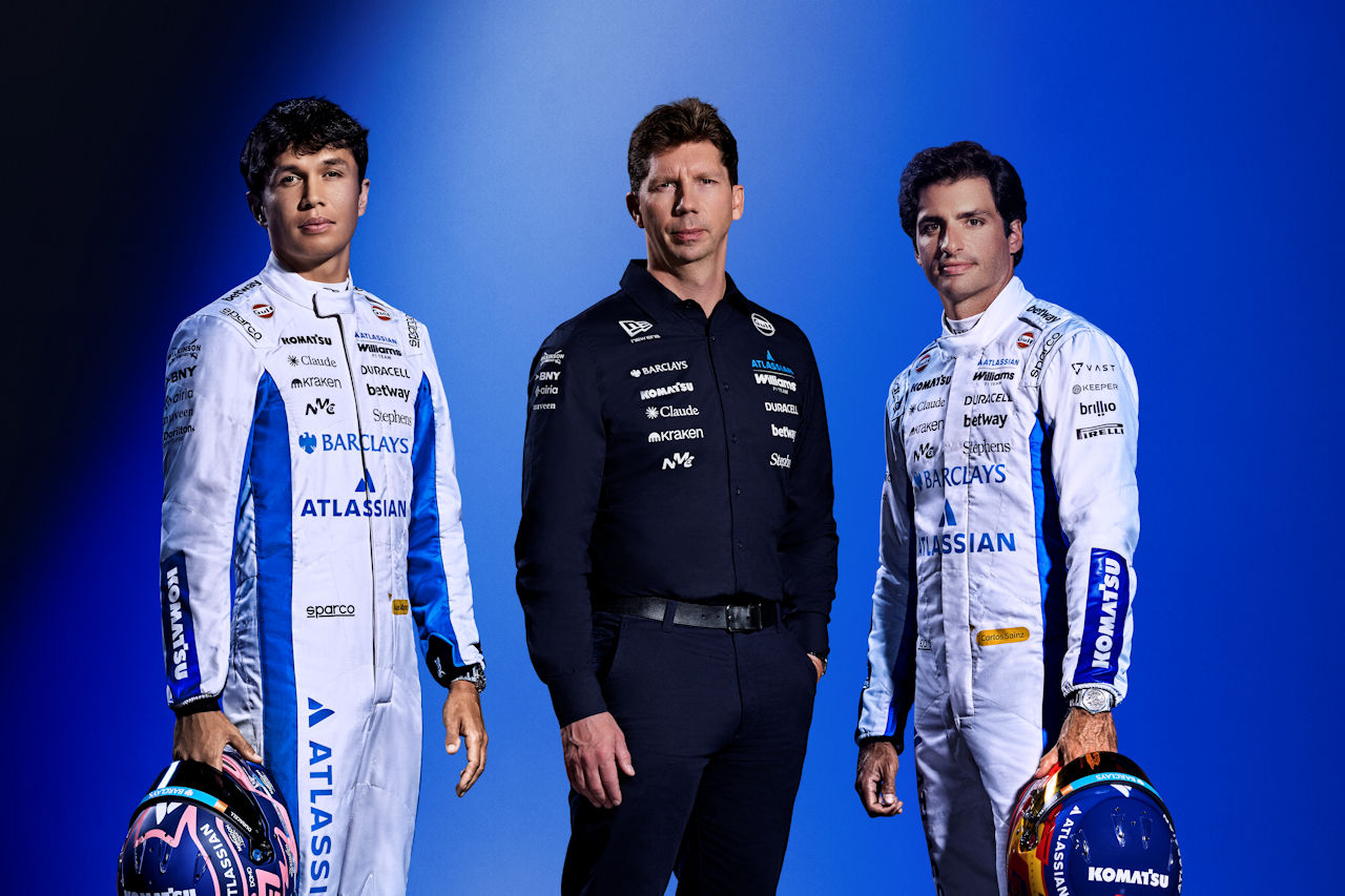 ウイリアムズが2026年レーシングスーツのデザインを発表