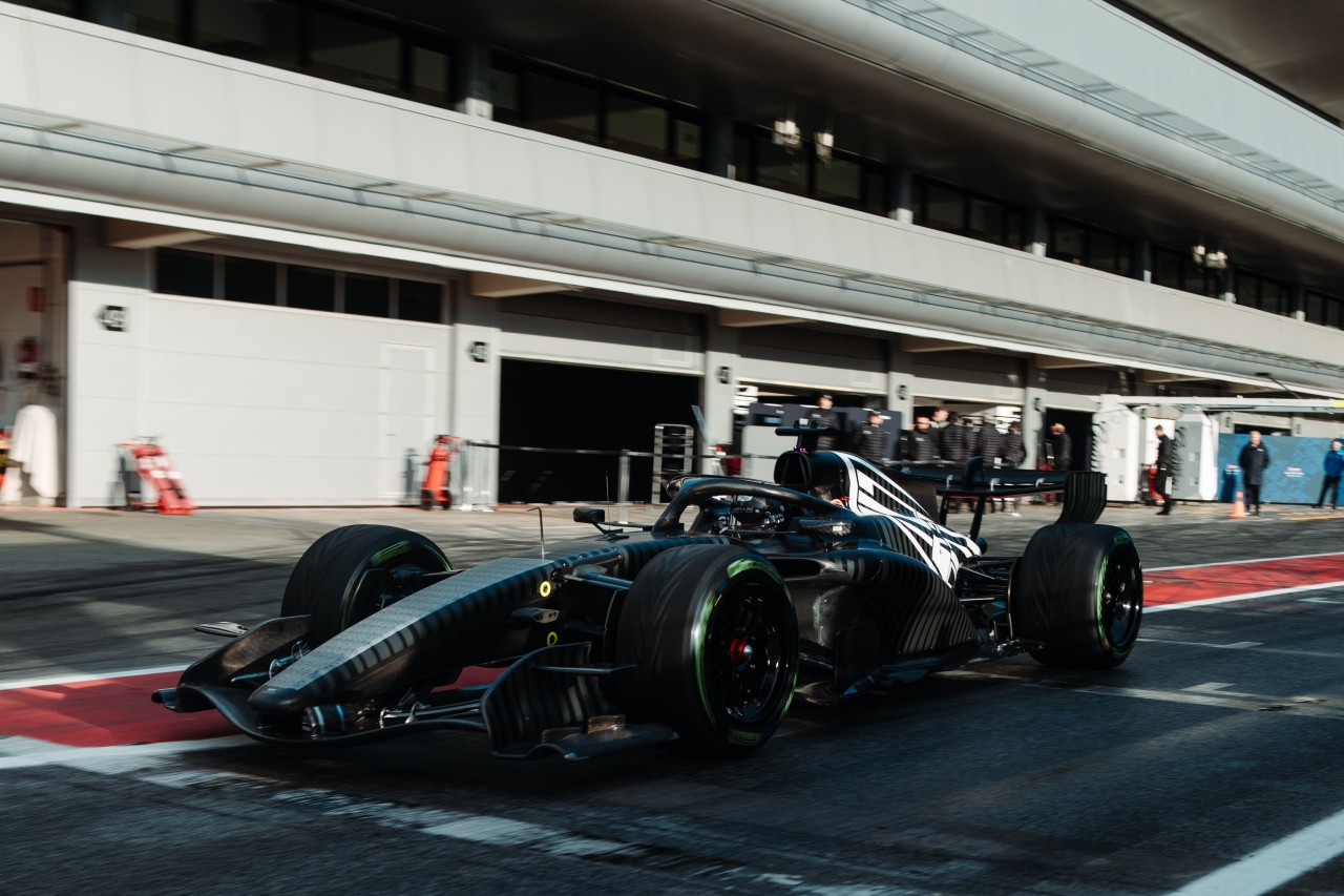 「解決すべき課題はまだたくさん。まるで登るべき山のよう」ボッタスがキャデラックF1との挑戦に奮起