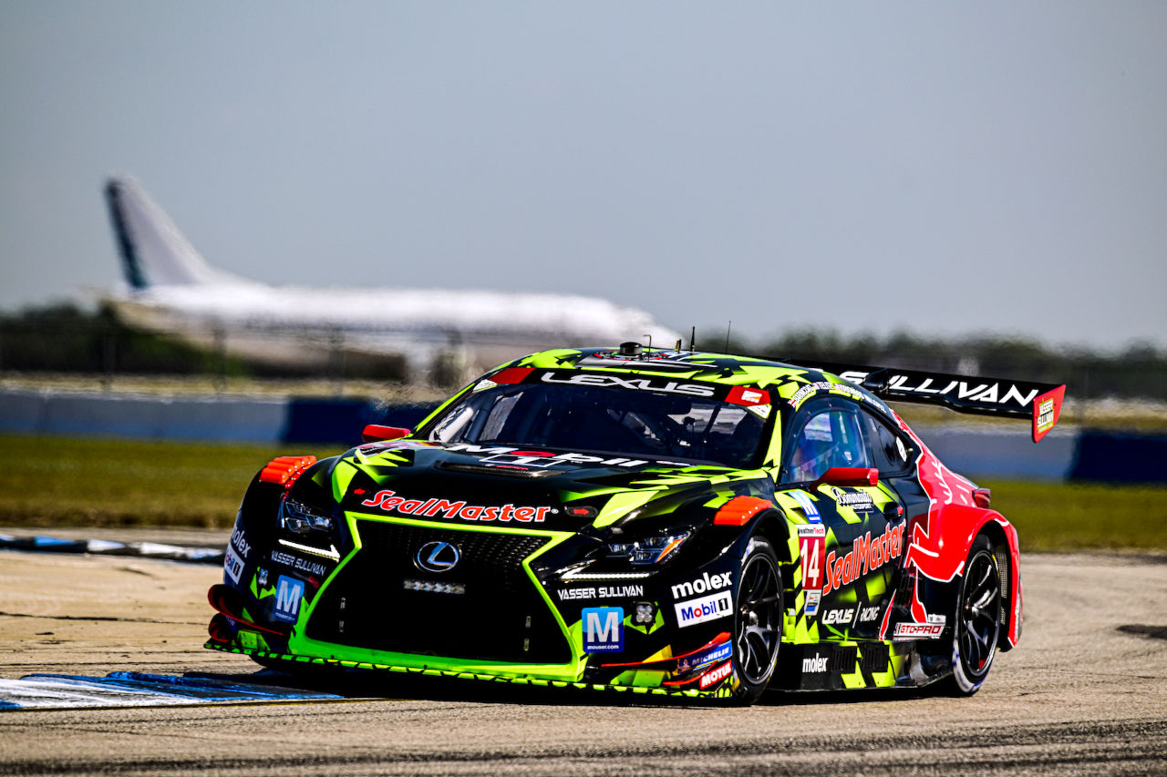 レクサスとセブリングが複数年パートナーシップを締結。『RC F』が公式プロモーション車両に