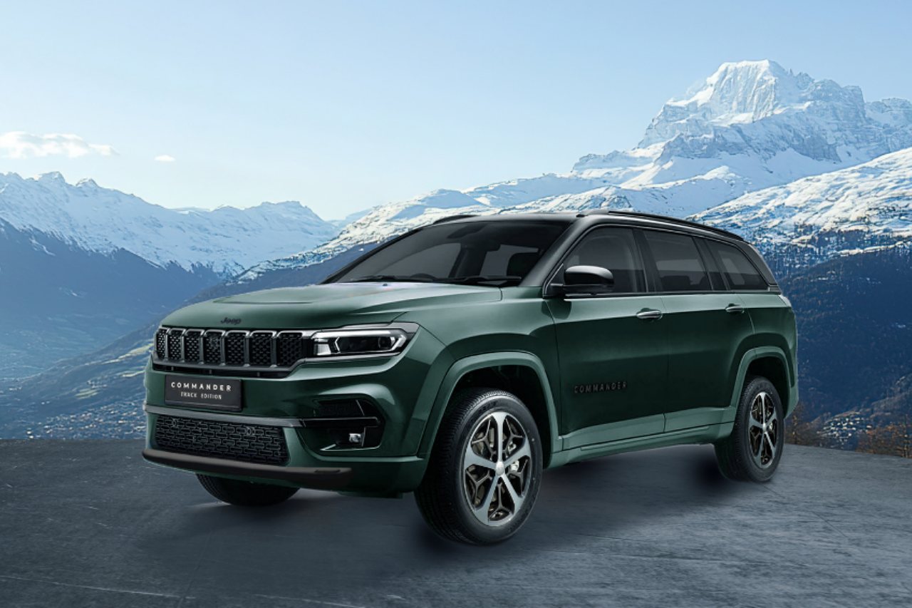 ジープ、中軸を担う『コンパス』と『コマンダー』にダークトーンの限定車“Track Edition”を設定