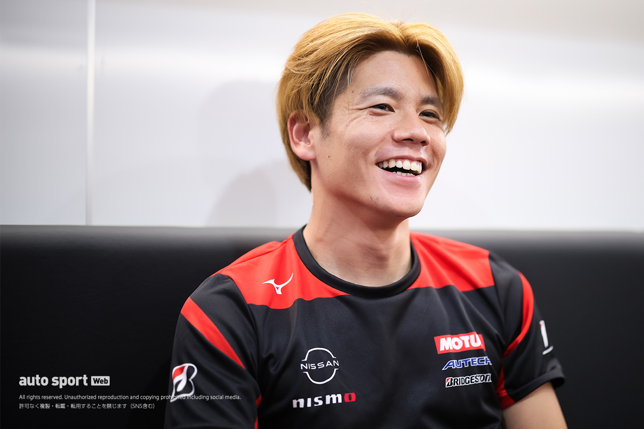 高星明誠（MOTUL AUTECH Z）