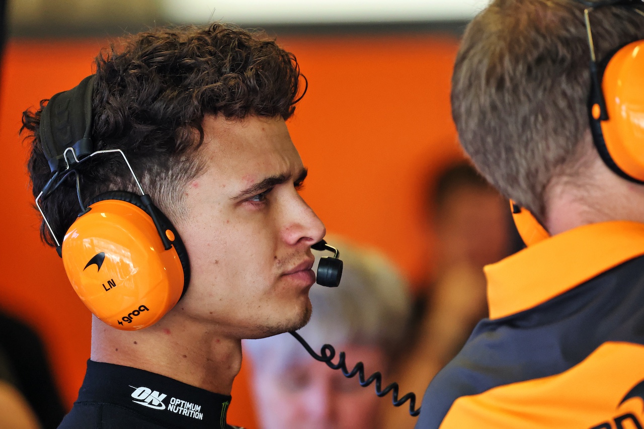 ノリス、マクラーレンの2026年型MCL40は「ある意味でF2マシンのように感じる」と認める。新時代のF1に複雑な心境