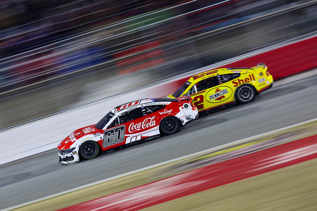 悪天候順延に次ぐ順延。NASCAR開幕前エキシビジョン『クラッシュ』は、予選18番手の伏兵プリースが制覇