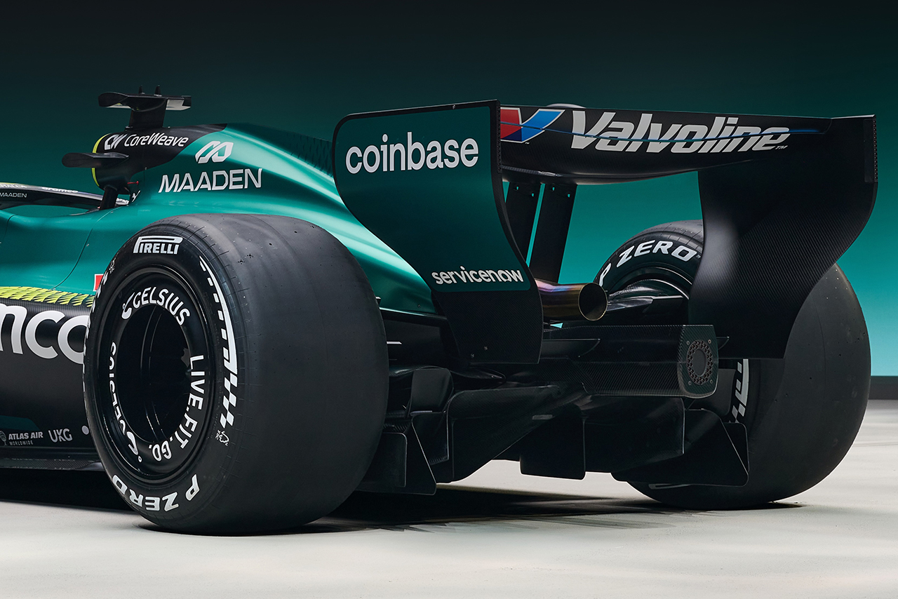 アストンマーティンF1の2026年型マシン『AMR26』のカラーリング