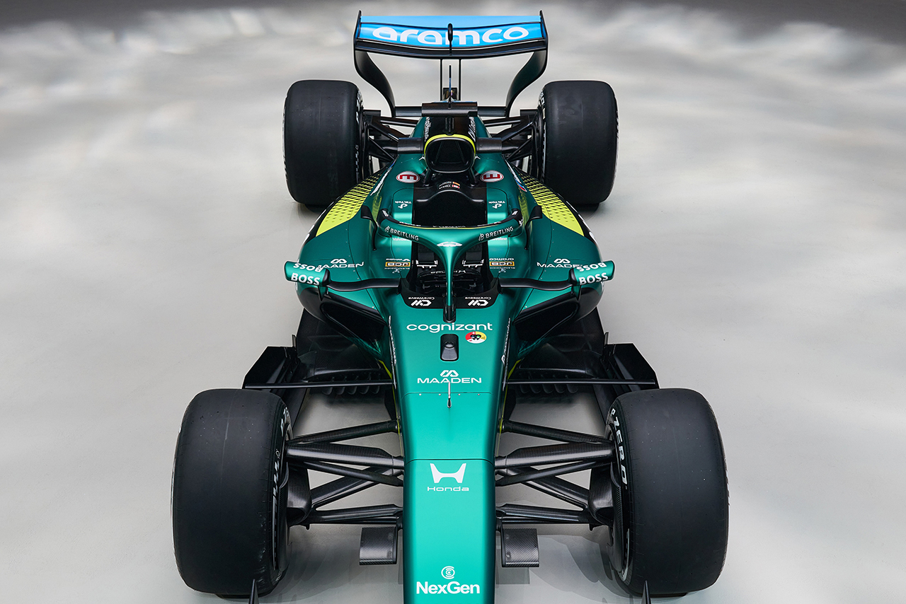 アストンマーティンF1の2026年型マシン『AMR26』のカラーリング