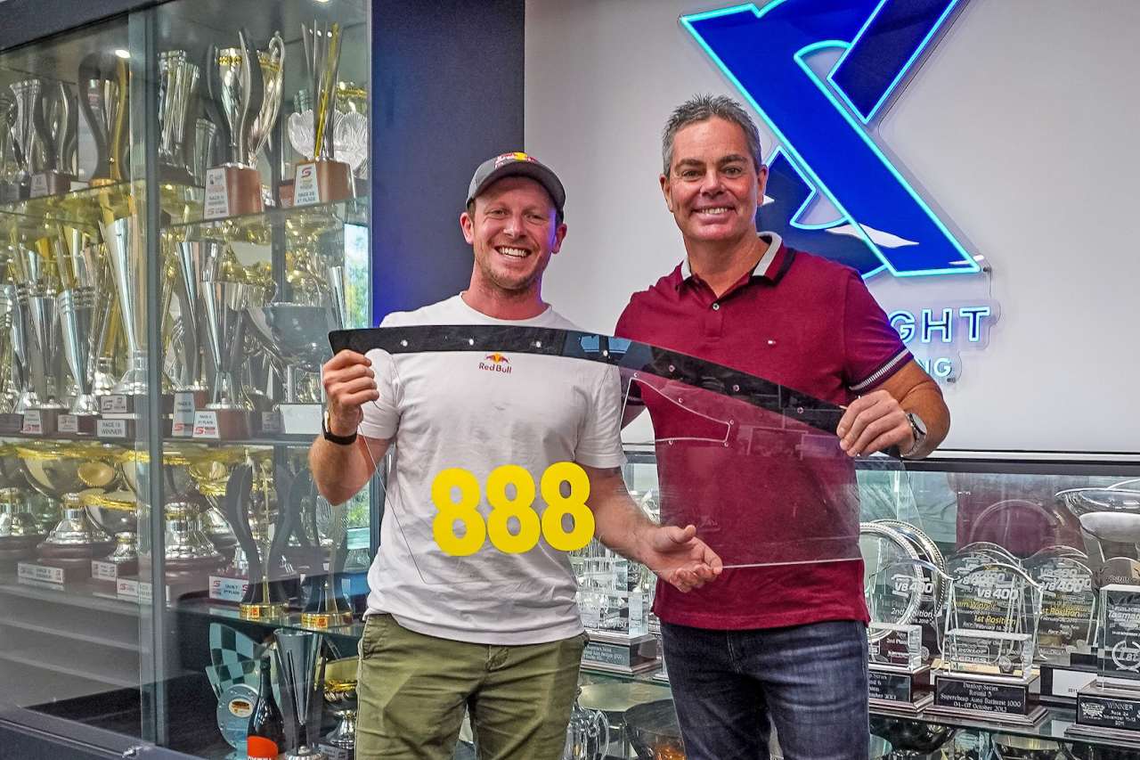 フォード陣営復帰の名門T8、レッドブル・アンポル・レーシングの2026年仕様マスタングを披露／RSC