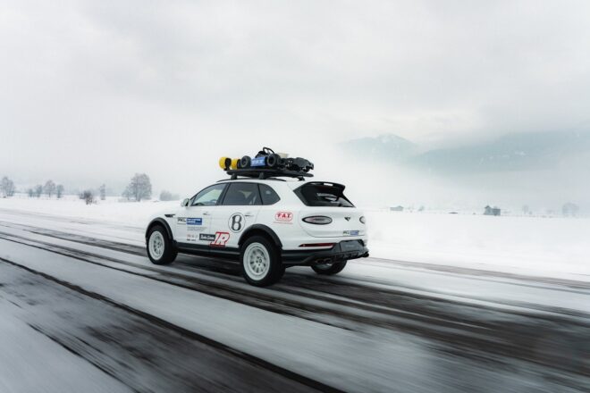 ベントレー、FATインターナショナル・アイスレースにて新型『ベンテイガXコンセプト』を初公開