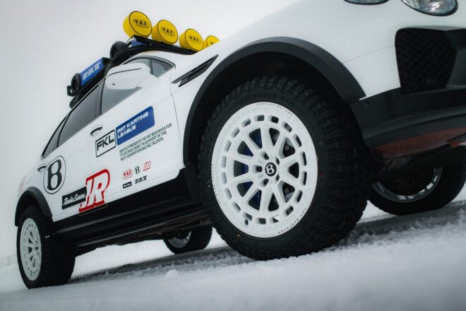ベントレー、FATインターナショナル・アイスレースにて新型『ベンテイガXコンセプト』を初公開