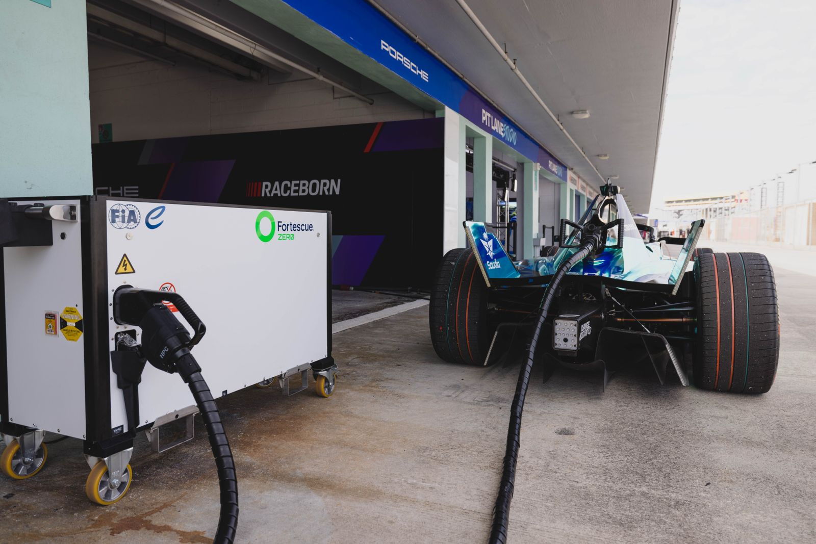 フォーミュラE、ピットブースト技術を支える『フォーテスキュー・ゼロ』とのパートナーシップ延長を発表。規則に変更も