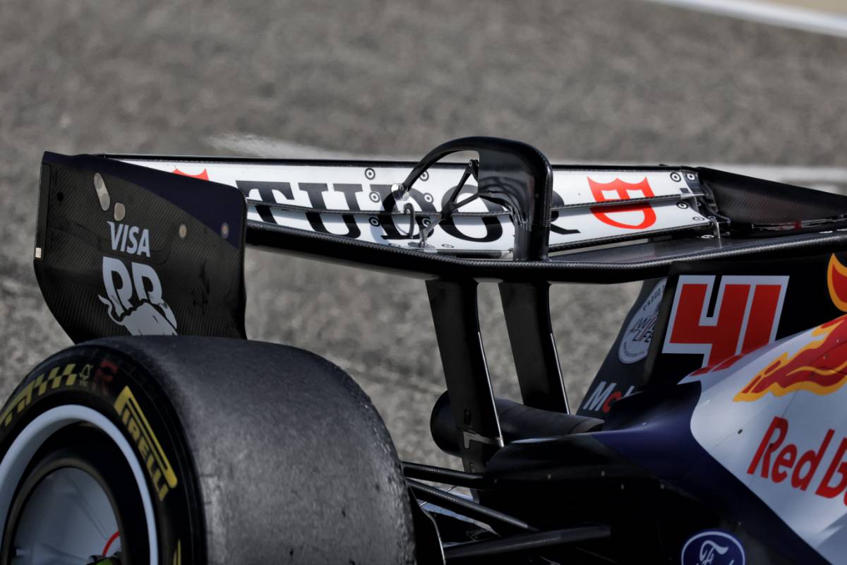 レーシングブルズVCARB 03