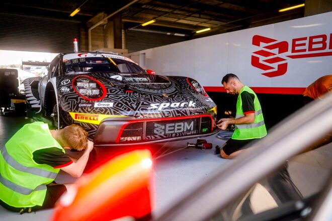 ポルシェ911 GT3 R