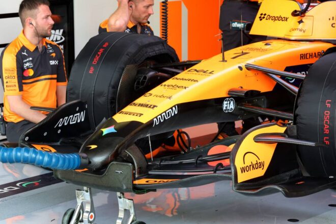 マクラーレンMCL40