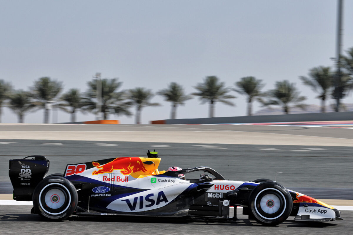 レーシングブルズVCARB 03