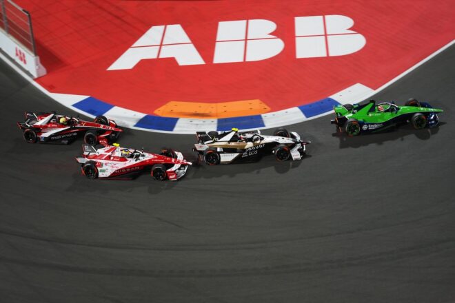 ダ・コスタ、ジャガーでの初勝利。デニスの脱落が分水嶺に