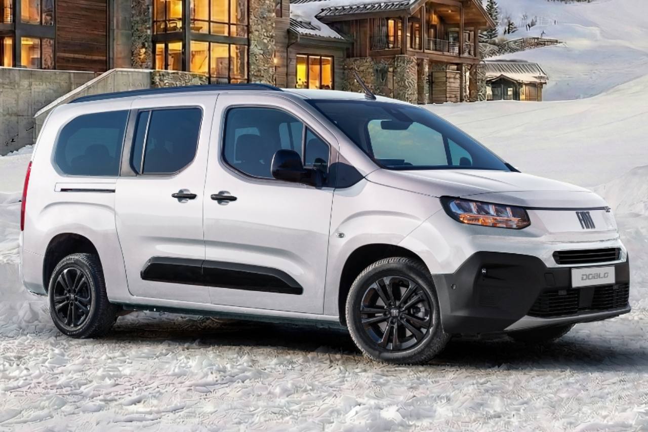 フィアット、主力MPV『ドブロ』のロング版に5名乗車仕様の日本専用限定車“ビアンコ・ジェラート”を導入