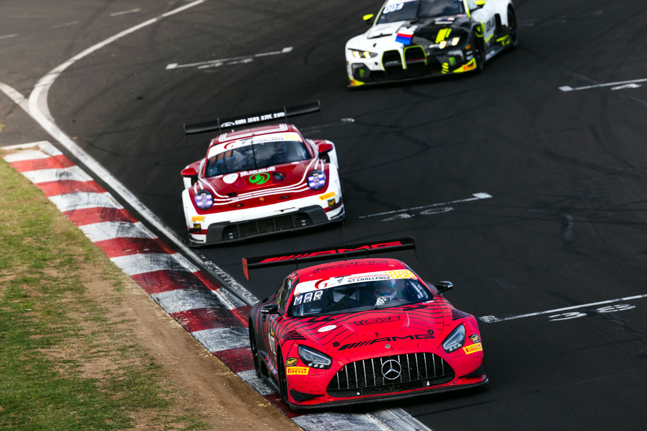 10回目の挑戦で悲願達成。バサースト12時間レース初優勝のマーロ・エンゲル「信じて叩き続けてきた扉がついに開いた」