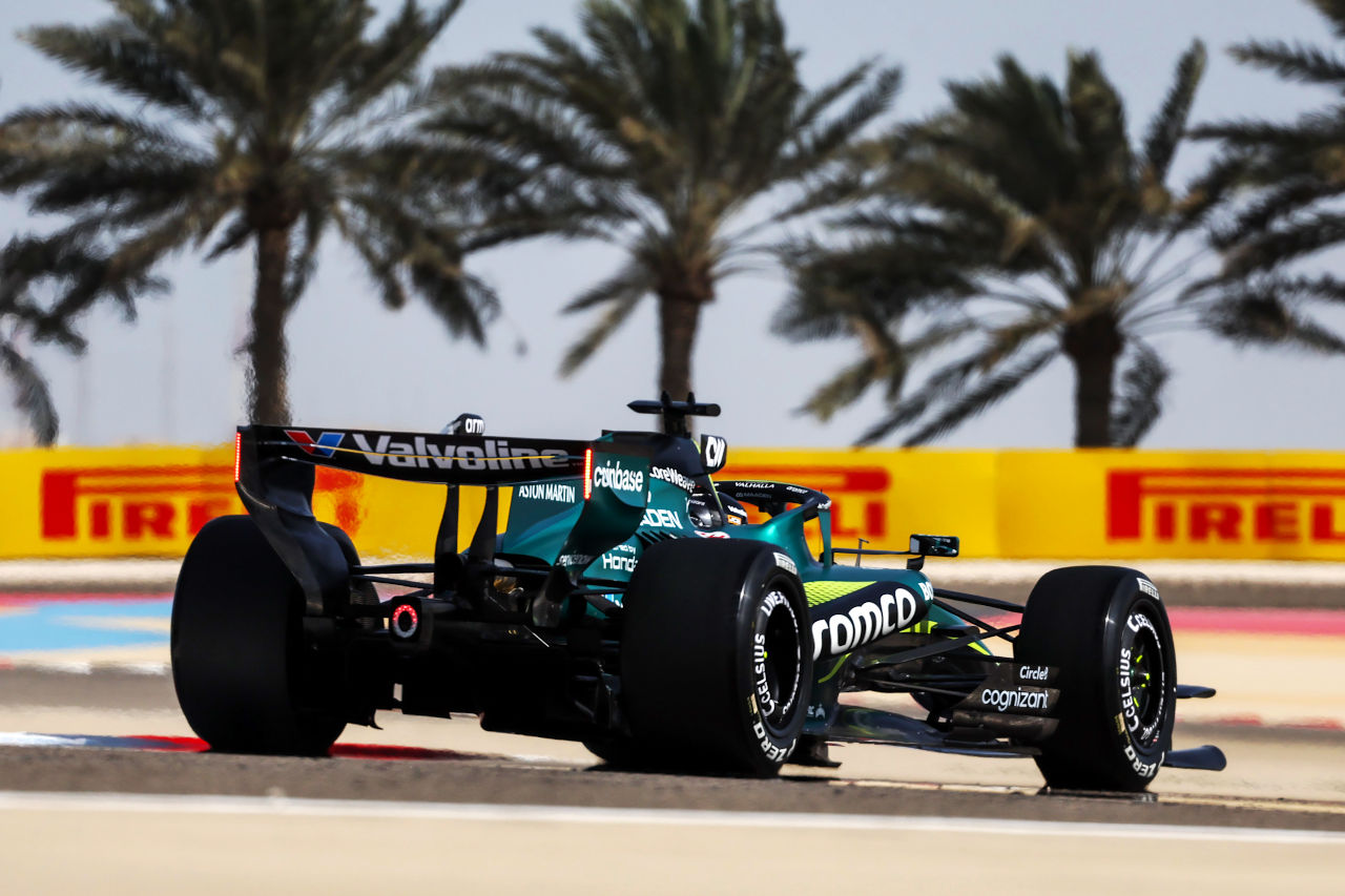 ピレリが第2回F1公式プレシーズンテストのタイヤ選択を発表。対照的なアストンマーティンとメルセデス