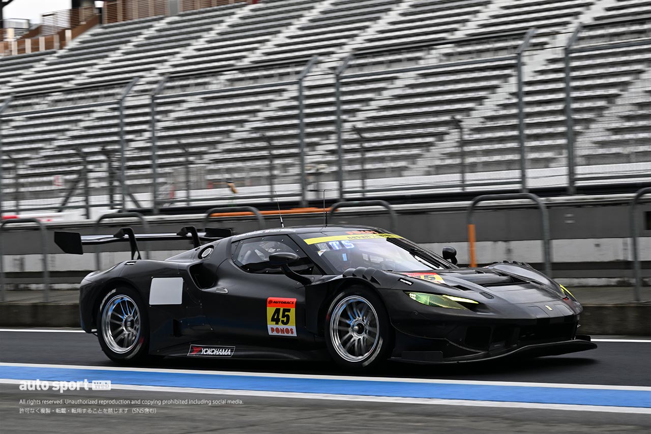 富士スピードウェイでGT300合同テスト開催。21台が精力的にテストをこなすなかTEAM ENEOS ROOKIEがいきなりのトップタイム