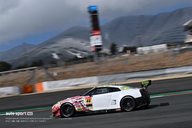 富士スピードウェイでGT300合同テスト開催。21台が精力的にテストをこなすなかTEAM ENEOS ROOKIEがいきなりのトップタイム