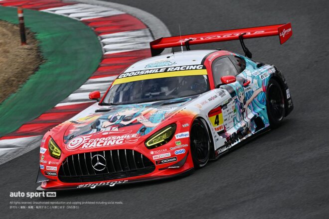 富士スピードウェイでGT300合同テスト開催。21台が精力的にテストをこなすなかTEAM ENEOS ROOKIEがいきなりのトップタイム