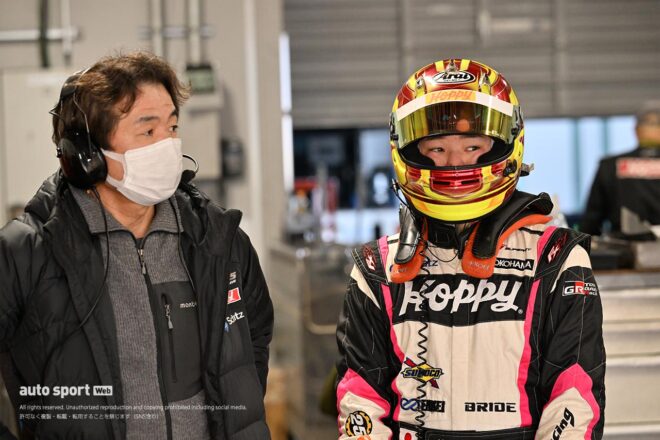 富士スピードウェイでGT300合同テスト開催。21台が精力的にテストをこなすなかTEAM ENEOS ROOKIEがいきなりのトップタイム