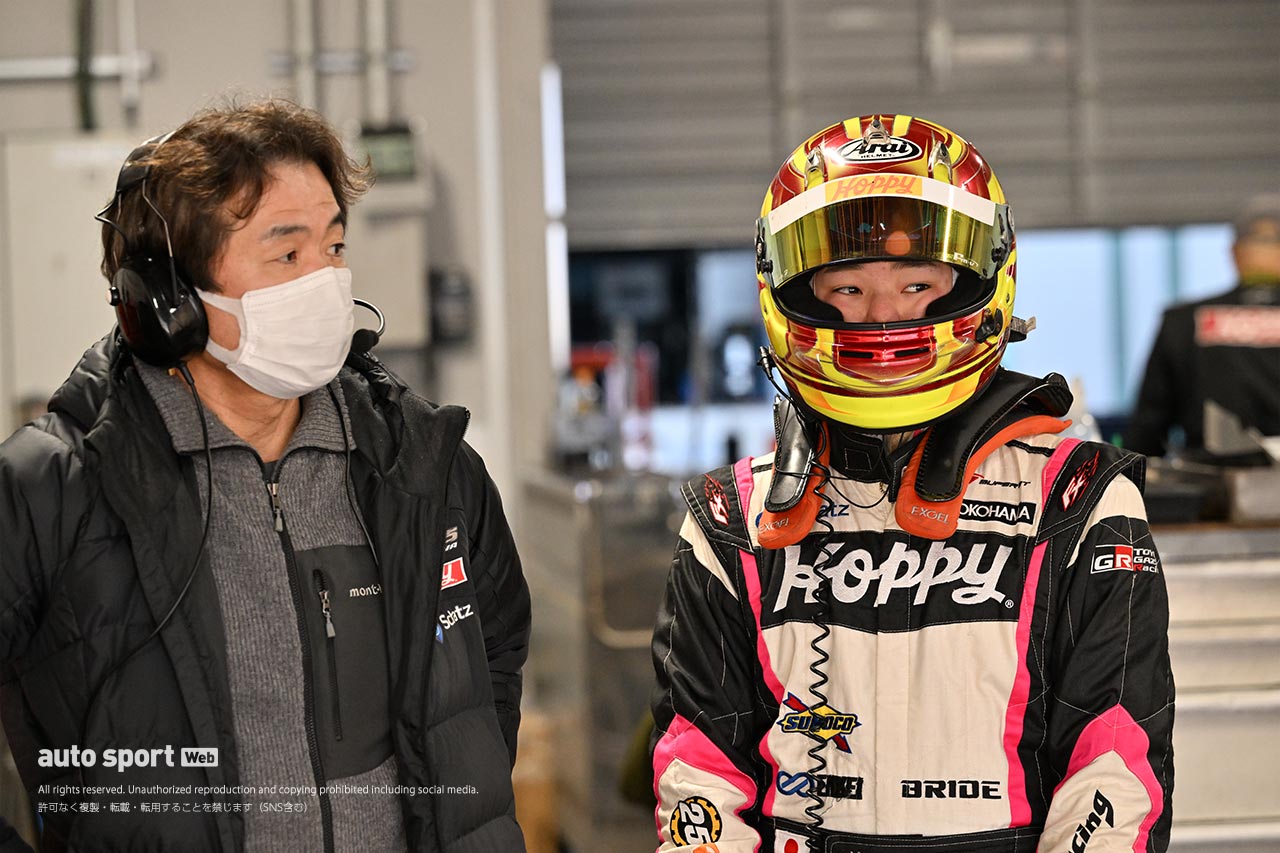 富士スピードウェイでGT300合同テスト開催。21台が精力的にテストをこなすなかTEAM ENEOS ROOKIEがいきなりのトップタイム