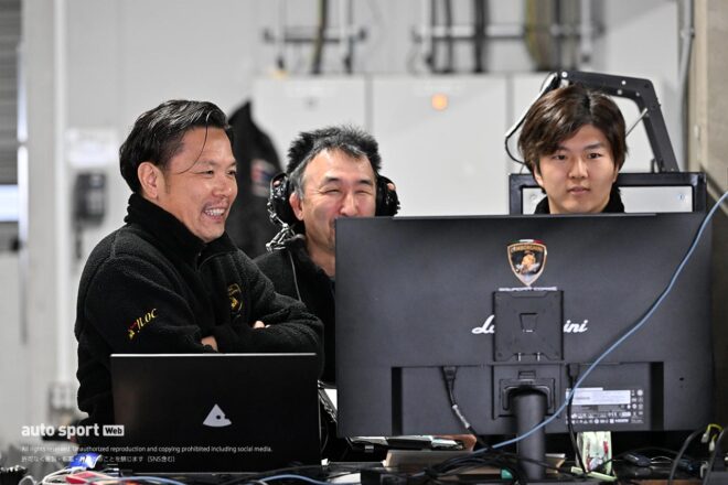 富士スピードウェイでGT300合同テスト開催。21台が精力的にテストをこなすなかTEAM ENEOS ROOKIEがいきなりのトップタイム