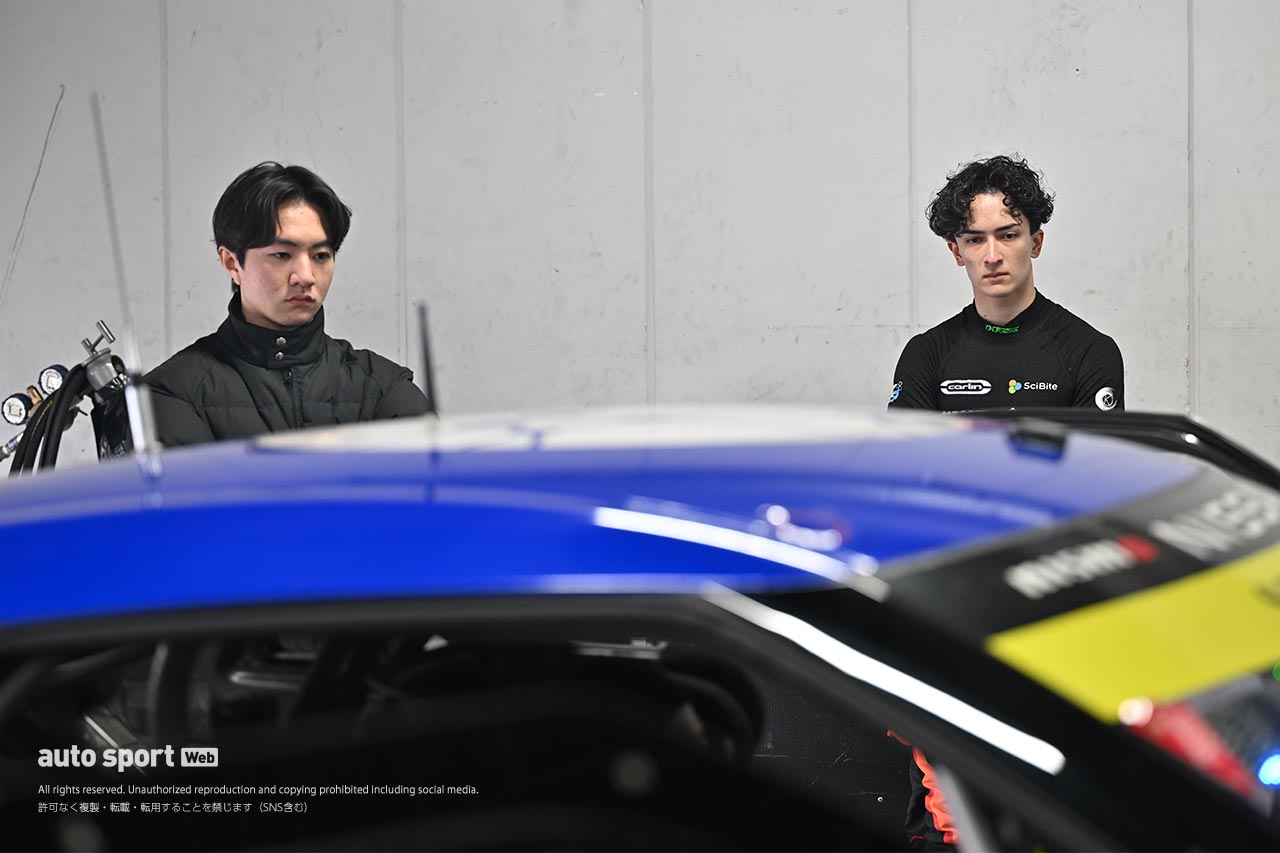 富士スピードウェイでGT300合同テスト開催。21台が精力的にテストをこなすなかTEAM ENEOS ROOKIEがいきなりのトップタイム