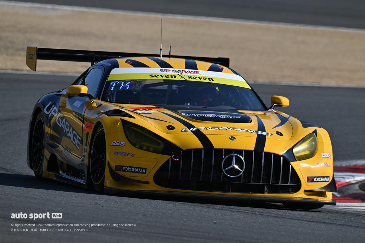 富士スピードウェイでGT300合同テスト開催。21台が精力的にテストをこなすなかTEAM ENEOS ROOKIEがいきなりのトップタイム