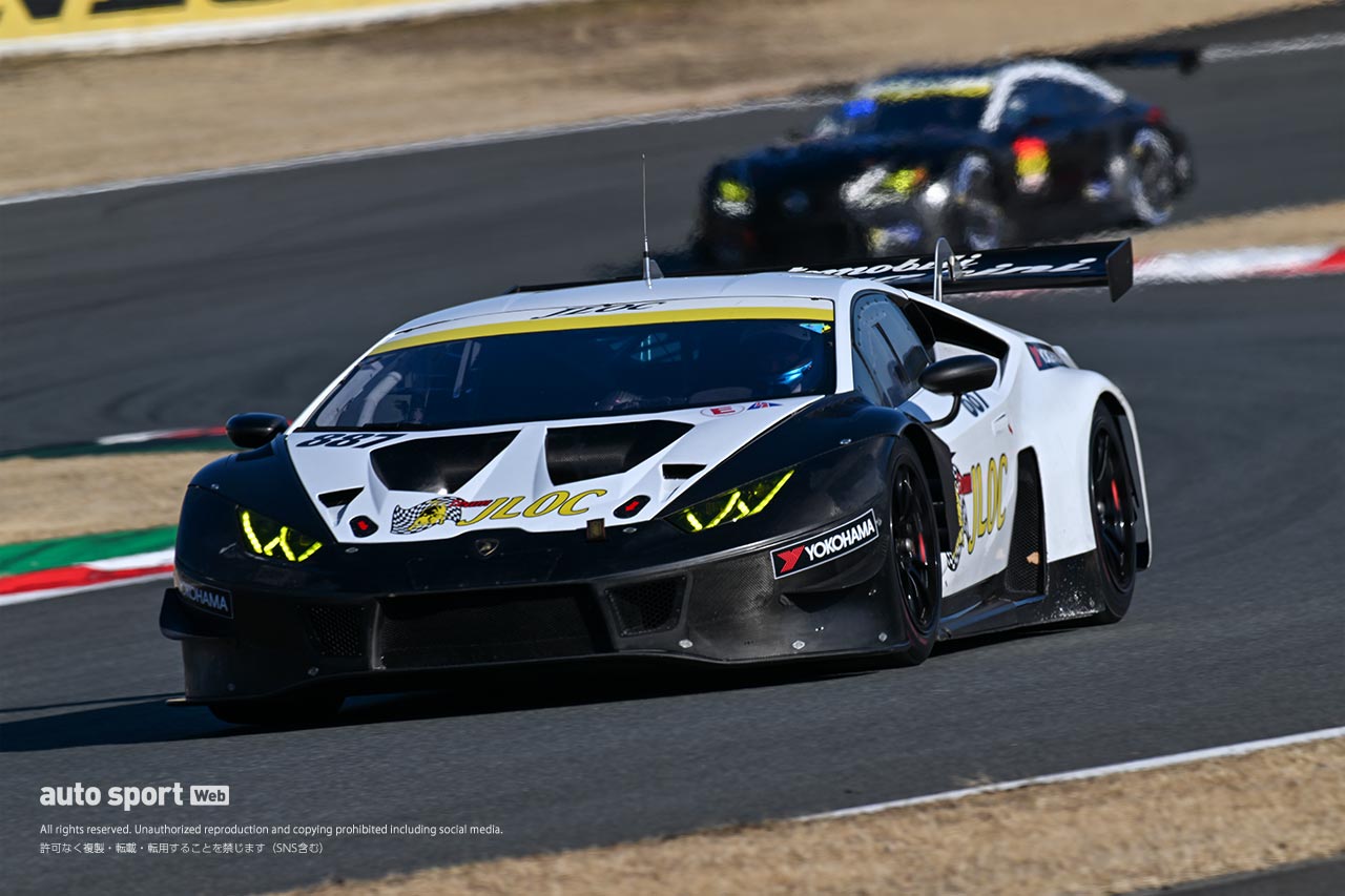 富士スピードウェイでGT300合同テスト開催。21台が精力的にテストをこなすなかTEAM ENEOS ROOKIEがいきなりのトップタイム