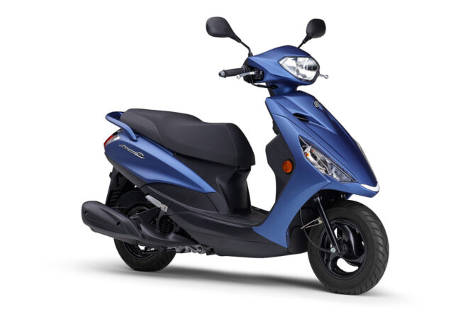 大容量トランクが魅力の原付二種スクーター『アクシスZ』に新色登場。ヤマハ、シンプルで上質な3色を設定